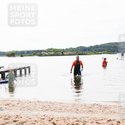 21.06.2026 - Viking Triathlon Michael Strokosch http://msf.ph/oto/9830432 21.06.2026 11:11:09 Schwimmen  meine-sportfotos.de