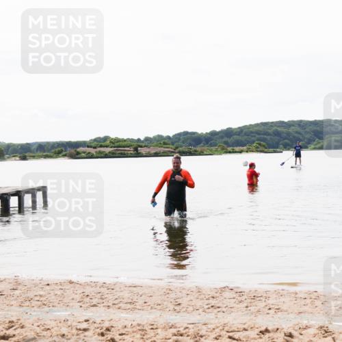 21.06.2026 - Viking Triathlon Michael Strokosch http://msf.ph/oto/9830437 21.06.2026 11:11:11 Schwimmen 39 meine-sportfotos.de