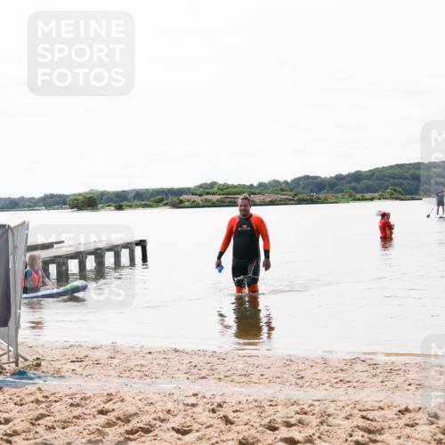 21.06.2026 - Viking Triathlon Michael Strokosch http://msf.ph/oto/9830446 21.06.2026 11:11:14 Schwimmen 39 meine-sportfotos.de