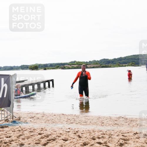 21.06.2026 - Viking Triathlon Michael Strokosch http://msf.ph/oto/9830449 21.06.2026 11:11:15 Schwimmen 39 meine-sportfotos.de