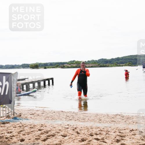 21.06.2026 - Viking Triathlon Michael Strokosch http://msf.ph/oto/9830452 21.06.2026 11:11:16 Schwimmen 39 meine-sportfotos.de