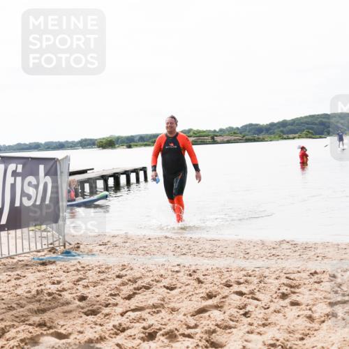 21.06.2026 - Viking Triathlon Michael Strokosch http://msf.ph/oto/9830458 21.06.2026 11:11:18 Schwimmen 39 meine-sportfotos.de
