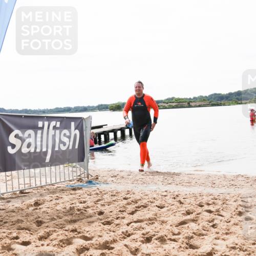 21.06.2026 - Viking Triathlon Michael Strokosch http://msf.ph/oto/9830461 21.06.2026 11:11:19 Schwimmen 39 meine-sportfotos.de