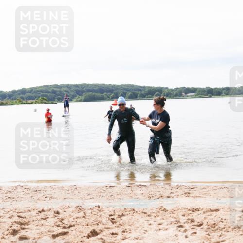 21.06.2026 - Viking Triathlon Michael Strokosch http://msf.ph/oto/9830482 21.06.2026 11:12:17 Schwimmen 368 meine-sportfotos.de