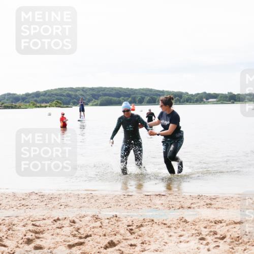 21.06.2026 - Viking Triathlon Michael Strokosch http://msf.ph/oto/9830483 21.06.2026 11:12:17 Schwimmen 368 meine-sportfotos.de