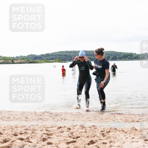 21.06.2026 - Viking Triathlon Michael Strokosch http://msf.ph/oto/9830487 21.06.2026 11:12:19 Schwimmen 368 meine-sportfotos.de