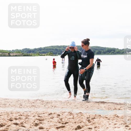 21.06.2026 - Viking Triathlon Michael Strokosch http://msf.ph/oto/9830488 21.06.2026 11:12:19 Schwimmen 368 meine-sportfotos.de