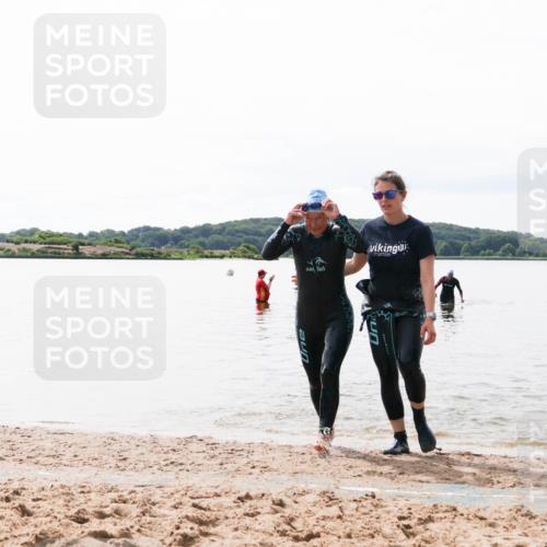 21.06.2026 - Viking Triathlon Michael Strokosch http://msf.ph/oto/9830490 21.06.2026 11:12:20 Schwimmen 368 meine-sportfotos.de