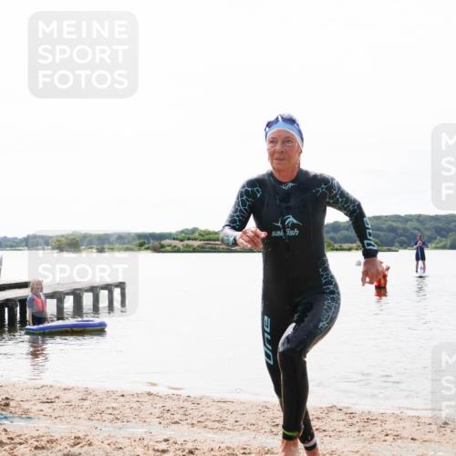 21.06.2026 - Viking Triathlon Michael Strokosch http://msf.ph/oto/9830495 21.06.2026 11:12:21 Schwimmen 368 meine-sportfotos.de