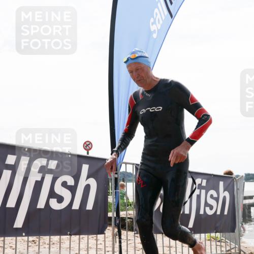 21.06.2026 - Viking Triathlon Michael Strokosch http://msf.ph/oto/9830510 21.06.2026 11:12:44 Schwimmen 70 meine-sportfotos.de