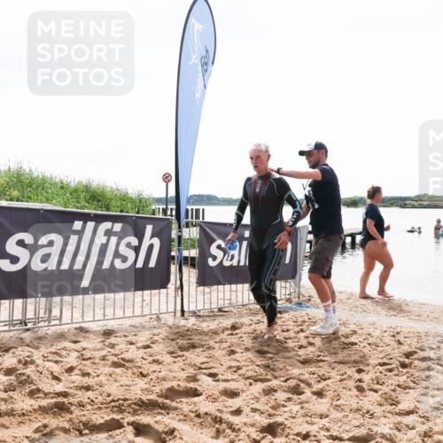21.06.2026 - Viking Triathlon Michael Strokosch http://msf.ph/oto/9830543 21.06.2026 11:18:38 Schwimmen 431 meine-sportfotos.de
