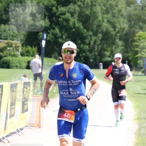 21.06.2026 - Viking Triathlon Michael Strokosch http://msf.ph/oto/9830563 21.06.2026 12:38:41 Laufen 441, 517 meine-sportfotos.de
