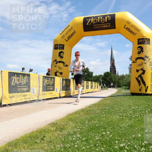 21.06.2026 - Viking Triathlon Michael Strokosch http://msf.ph/oto/9830585 21.06.2026 12:42:19 Laufen 8 meine-sportfotos.de