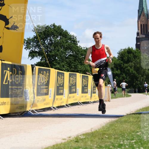 21.06.2026 - Viking Triathlon Michael Strokosch http://msf.ph/oto/9830645 21.06.2026 12:45:04 Laufen 669 meine-sportfotos.de