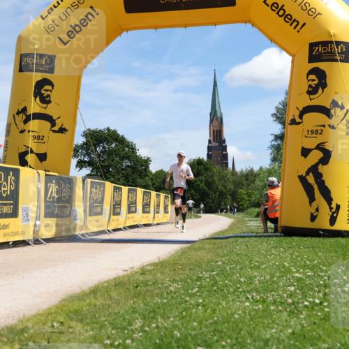 21.06.2026 - Viking Triathlon Michael Strokosch http://msf.ph/oto/9830668 21.06.2026 12:46:42 Laufen 38 meine-sportfotos.de