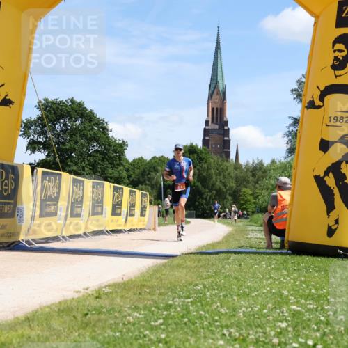 21.06.2026 - Viking Triathlon Michael Strokosch http://msf.ph/oto/9830688 21.06.2026 12:48:23 Laufen 474 meine-sportfotos.de