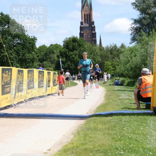 21.06.2026 - Viking Triathlon Michael Strokosch http://msf.ph/oto/9830744 21.06.2026 12:52:36 Laufen 447 meine-sportfotos.de