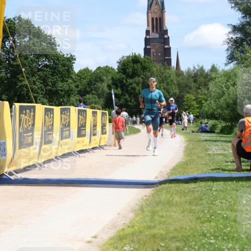 21.06.2026 - Viking Triathlon Michael Strokosch http://msf.ph/oto/9830745 21.06.2026 12:52:37 Laufen 447 meine-sportfotos.de