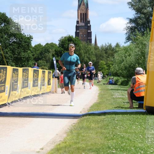 21.06.2026 - Viking Triathlon Michael Strokosch http://msf.ph/oto/9830749 21.06.2026 12:52:38 Laufen 447 meine-sportfotos.de
