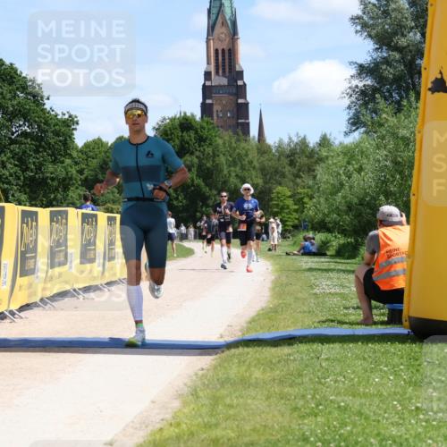 21.06.2026 - Viking Triathlon Michael Strokosch http://msf.ph/oto/9830752 21.06.2026 12:52:39 Laufen 447 meine-sportfotos.de