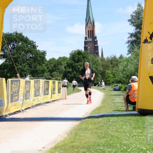 21.06.2026 - Viking Triathlon Michael Strokosch http://msf.ph/oto/9830963 21.06.2026 12:57:11 Laufen 131 meine-sportfotos.de