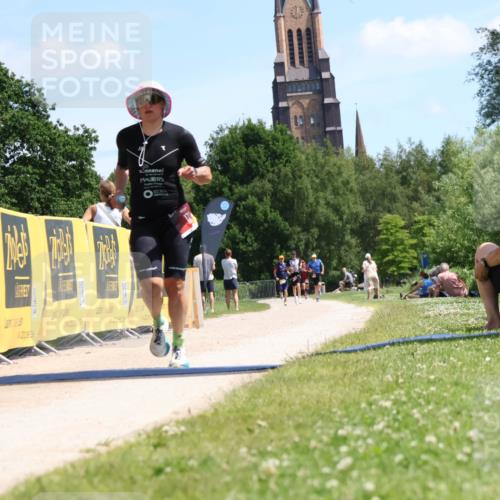 21.06.2026 - Viking Triathlon Michael Strokosch http://msf.ph/oto/9831281 21.06.2026 13:04:11 Laufen 86, 171, 508 meine-sportfotos.de