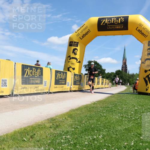21.06.2026 - Viking Triathlon Michael Strokosch http://msf.ph/oto/9831473 21.06.2026 13:09:12 Laufen 42, 364 meine-sportfotos.de
