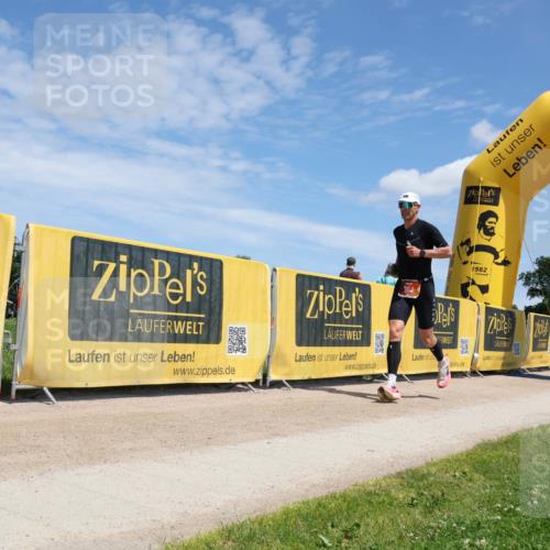 21.06.2026 - Viking Triathlon Michael Strokosch http://msf.ph/oto/9831478 21.06.2026 13:09:14 Laufen 364, 546 meine-sportfotos.de