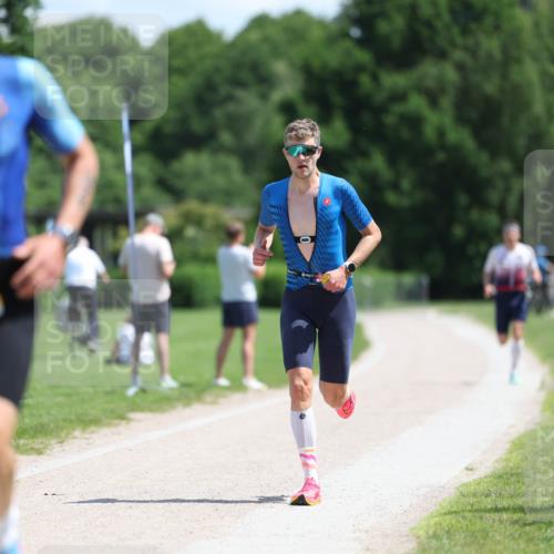 21.06.2026 - Viking Triathlon Michael Strokosch http://msf.ph/oto/9831569 21.06.2026 12:36:58 Laufen 371, 575 meine-sportfotos.de