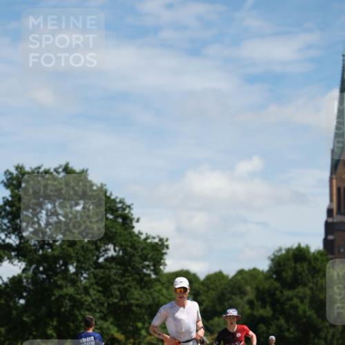 21.06.2026 - Viking Triathlon Michael Strokosch http://msf.ph/oto/9831621 21.06.2026 12:42:28 Laufen 65, 270, 280 meine-sportfotos.de
