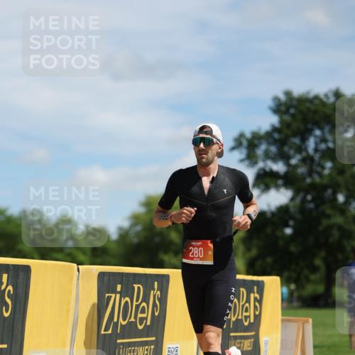 21.06.2026 - Viking Triathlon Michael Strokosch http://msf.ph/oto/9831640 21.06.2026 12:42:37 Laufen 103, 280 meine-sportfotos.de
