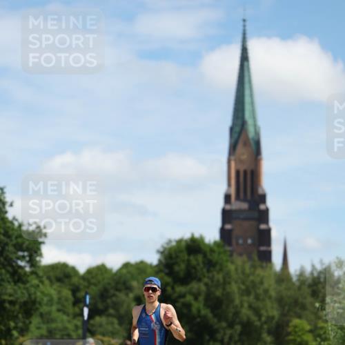 21.06.2026 - Viking Triathlon Michael Strokosch http://msf.ph/oto/9831689 21.06.2026 12:43:47 Laufen 46 meine-sportfotos.de