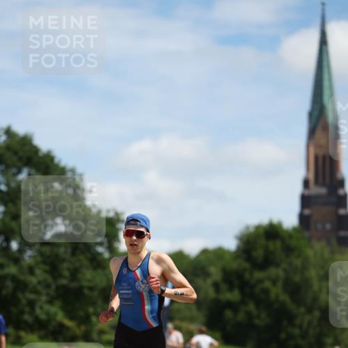 21.06.2026 - Viking Triathlon Michael Strokosch http://msf.ph/oto/9831694 21.06.2026 12:43:48 Laufen 46 meine-sportfotos.de