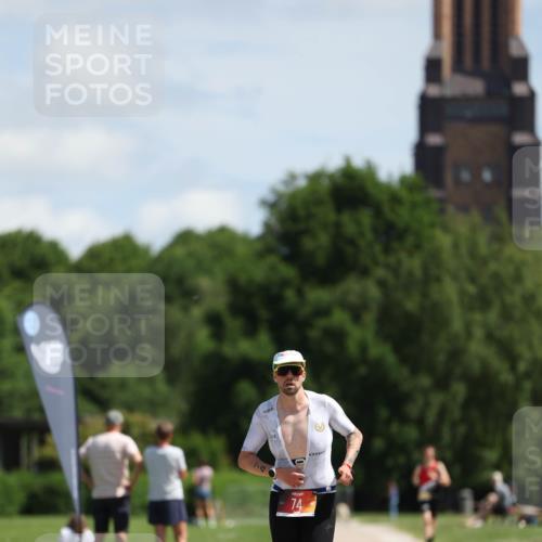 21.06.2026 - Viking Triathlon Michael Strokosch http://msf.ph/oto/9831705 21.06.2026 12:44:49 Laufen 74 meine-sportfotos.de