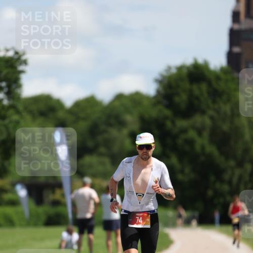 21.06.2026 - Viking Triathlon Michael Strokosch http://msf.ph/oto/9831708 21.06.2026 12:44:50 Laufen 74 meine-sportfotos.de