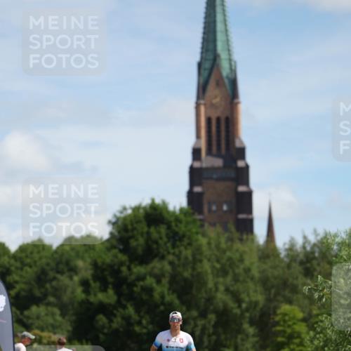 21.06.2026 - Viking Triathlon Michael Strokosch http://msf.ph/oto/9831735 21.06.2026 12:45:16 Laufen 176 meine-sportfotos.de