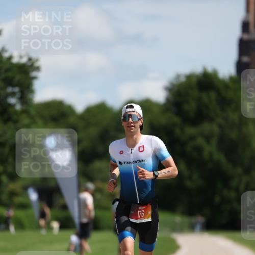 21.06.2026 - Viking Triathlon Michael Strokosch http://msf.ph/oto/9831745 21.06.2026 12:45:20 Laufen 176 meine-sportfotos.de