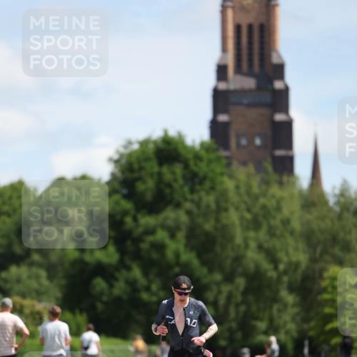 21.06.2026 - Viking Triathlon Michael Strokosch http://msf.ph/oto/9831754 21.06.2026 12:45:44 Laufen 565 meine-sportfotos.de