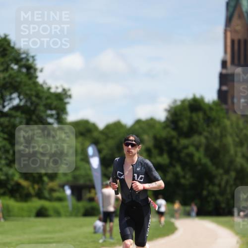 21.06.2026 - Viking Triathlon Michael Strokosch http://msf.ph/oto/9831760 21.06.2026 12:45:46 Laufen 565 meine-sportfotos.de
