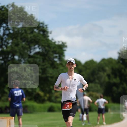 21.06.2026 - Viking Triathlon Michael Strokosch http://msf.ph/oto/9831794 21.06.2026 12:46:40 Laufen 38 meine-sportfotos.de