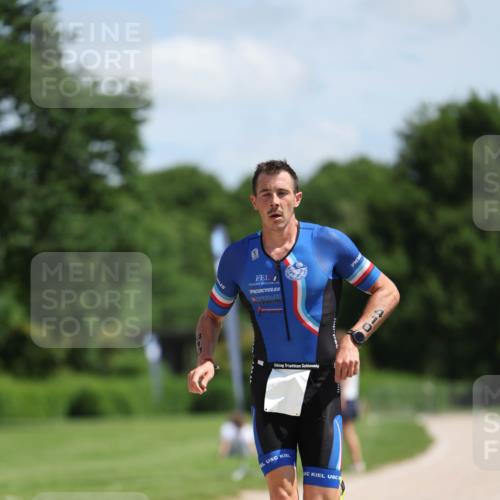 21.06.2026 - Viking Triathlon Michael Strokosch http://msf.ph/oto/9831856 21.06.2026 12:48:35 Laufen 410 meine-sportfotos.de