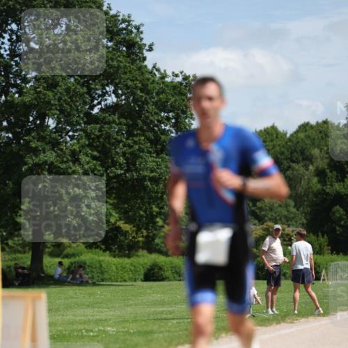 21.06.2026 - Viking Triathlon Michael Strokosch http://msf.ph/oto/9831858 21.06.2026 12:48:35 Laufen 410 meine-sportfotos.de