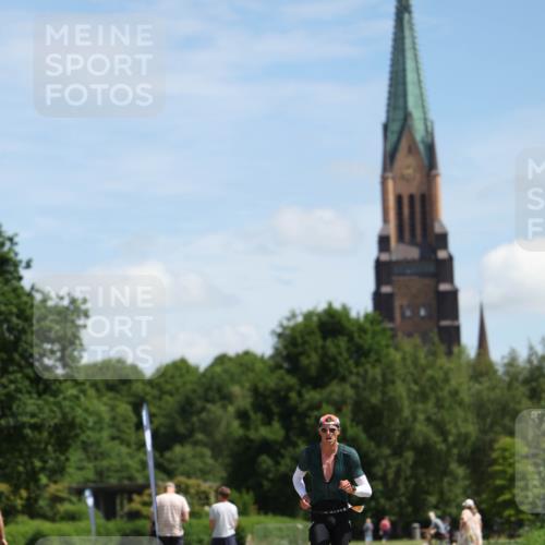 21.06.2026 - Viking Triathlon Michael Strokosch http://msf.ph/oto/9831864 21.06.2026 12:49:29 Laufen 500 meine-sportfotos.de