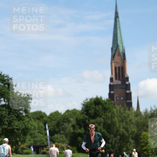 21.06.2026 - Viking Triathlon Michael Strokosch http://msf.ph/oto/9831866 21.06.2026 12:49:29 Laufen 500 meine-sportfotos.de