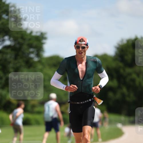 21.06.2026 - Viking Triathlon Michael Strokosch http://msf.ph/oto/9831871 21.06.2026 12:49:31 Laufen 500 meine-sportfotos.de