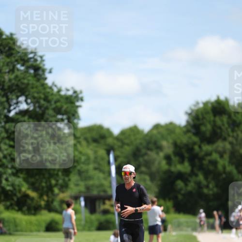 21.06.2026 - Viking Triathlon Michael Strokosch http://msf.ph/oto/9831884 21.06.2026 12:50:04 Laufen 180, 359 meine-sportfotos.de