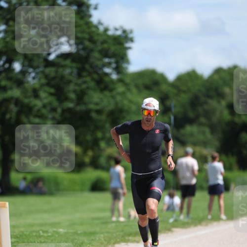21.06.2026 - Viking Triathlon Michael Strokosch http://msf.ph/oto/9831885 21.06.2026 12:50:05 Laufen 180, 359 meine-sportfotos.de