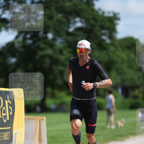 21.06.2026 - Viking Triathlon Michael Strokosch http://msf.ph/oto/9831889 21.06.2026 12:50:06 Laufen 180, 359 meine-sportfotos.de