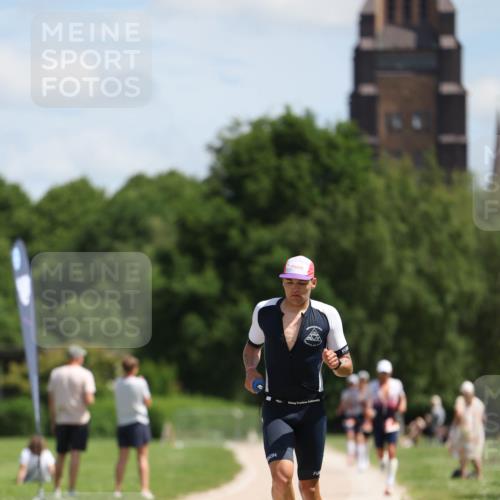 21.06.2026 - Viking Triathlon Michael Strokosch http://msf.ph/oto/9831906 21.06.2026 12:50:13 Laufen 189, 359 meine-sportfotos.de