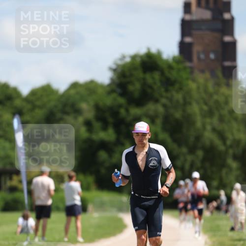 21.06.2026 - Viking Triathlon Michael Strokosch http://msf.ph/oto/9831907 21.06.2026 12:50:13 Laufen 189, 359 meine-sportfotos.de
